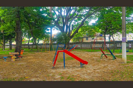 Apartamento à venda com 85m², 2 quartos e 1 vaga Apartamento à venda com 85m², 2 quartos e 1 vagaÁrea comum - Playground