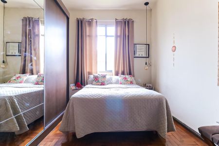 Apartamento à venda com 85m², 2 quartos e 1 vaga Apartamento à venda com 85m², 2 quartos e 1 vagaQuarto