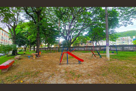 Apartamento à venda com 85m², 2 quartos e 1 vaga Apartamento à venda com 85m², 2 quartos e 1 vagaÁrea comum - Playground