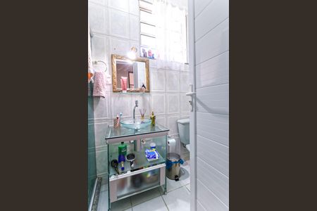 Apartamento à venda com 85m², 2 quartos e 1 vaga Apartamento à venda com 85m², 2 quartos e 1 vagaBanheiro