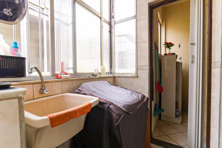 Apartamento à venda com 85m², 2 quartos e 1 vaga Apartamento à venda com 85m², 2 quartos e 1 vagaÁrea de Serviço