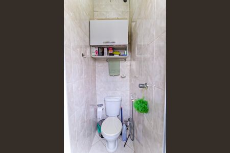 Apartamento à venda com 85m², 2 quartos e 1 vaga Apartamento à venda com 85m², 2 quartos e 1 vagaBanheiro de serviço