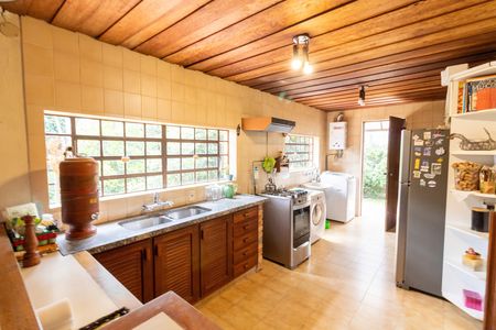 Casa à venda com 209m², 4 quartos e 2 vagasCozinha e Área de Serviço