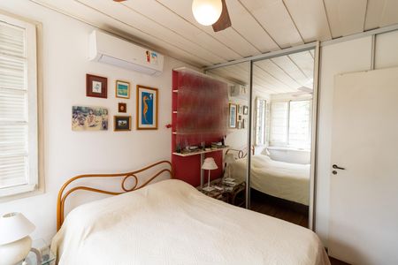 Casa à venda com 209m², 4 quartos e 2 vagasQuarto 2