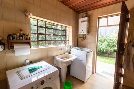 Casa à venda com 209m², 4 quartos e 2 vagasCozinha e Área de Serviço