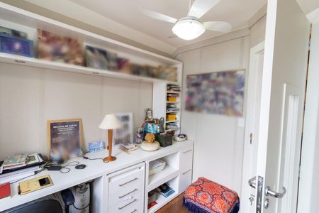 Casa à venda com 209m², 4 quartos e 2 vagasQuarto 3