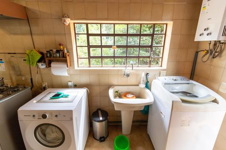 Casa à venda com 209m², 4 quartos e 2 vagasCozinha e Área de Serviço