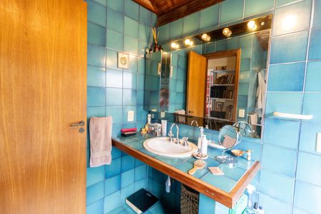 Casa à venda com 209m², 4 quartos e 2 vagasBanheiro 2