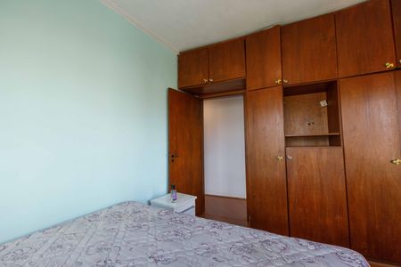 Apartamento para alugar com 81m², 2 quartos e sem vagaquarto 2