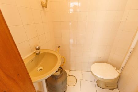 Apartamento para alugar com 81m², 2 quartos e sem vagaLavabo