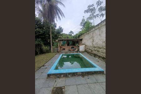 Casa para alugar com 600m², 2 quartos e 3 vagasÁrea comum - Piscina