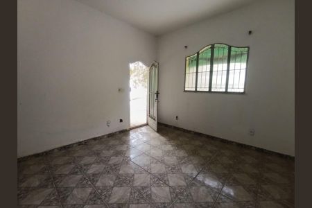 Sala de casa para alugar com 2 quartos, 600m² em Cacuia, Nova Iguaçu
