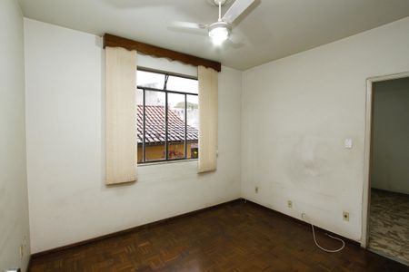 Apartamento à venda com 3 quartos, 110m² em João Pinheiro, Belo Horizonte