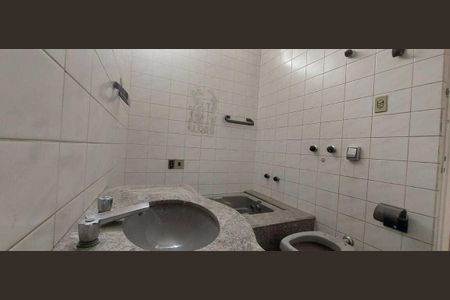 Casa para alugar com 200m², 5 quartos e 1 vaga