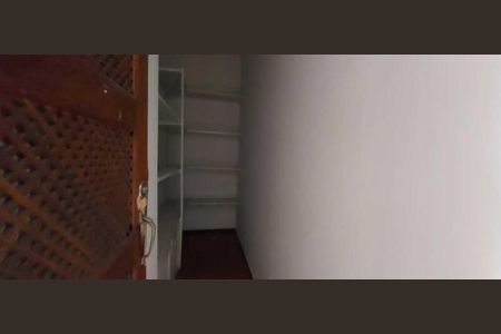 Casa para alugar com 200m², 5 quartos e 1 vaga