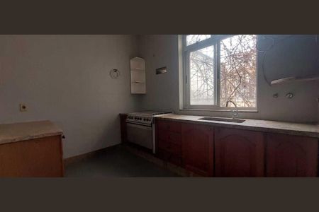 Casa para alugar com 200m², 5 quartos e 1 vaga