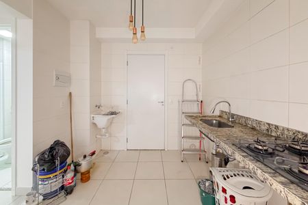 Apartamento para alugar com 37m², 2 quartos e sem vaga Apartamento para alugar com 37m², 2 quartos e sem vagaCozinha e Área de Serviço