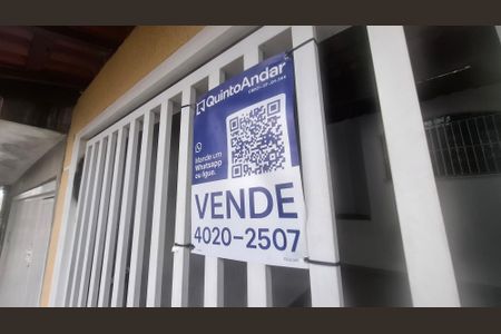 Casa à venda com 177m², 3 quartos e 2 vagasPlaquinha