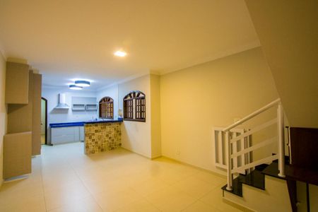 Casa à venda com 177m², 3 quartos e 2 vagasCopa/Cozinha