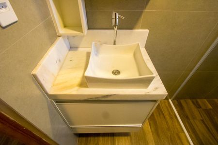 Casa à venda com 177m², 3 quartos e 2 vagasBanheiro social