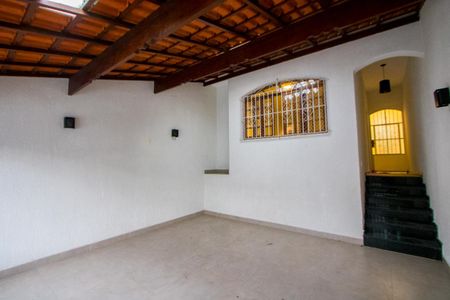 Casa à venda com 177m², 3 quartos e 2 vagasGaragem