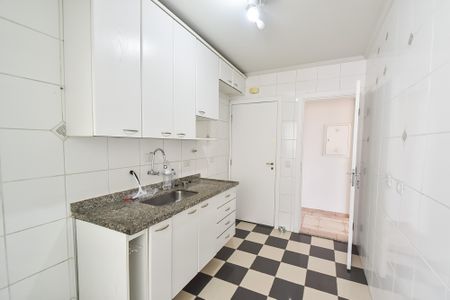 Apartamento à venda com 82m², 3 quartos e 2 vagas Apartamento à venda com 82m², 3 quartos e 2 vagasCozinha