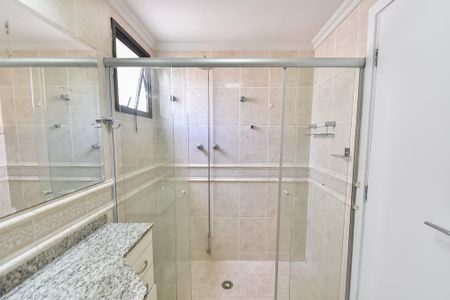 Apartamento à venda com 82m², 3 quartos e 2 vagas Apartamento à venda com 82m², 3 quartos e 2 vagasBanheiro da suíte