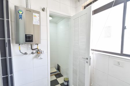 Apartamento à venda com 82m², 3 quartos e 2 vagas Apartamento à venda com 82m², 3 quartos e 2 vagasÁrea de serviço