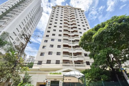 Apartamento à venda com 82m², 3 quartos e 2 vagas Apartamento à venda com 82m², 3 quartos e 2 vagasFachada