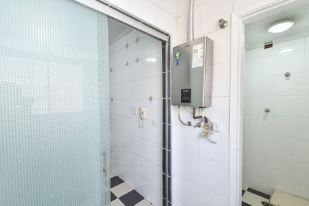 Apartamento à venda com 82m², 3 quartos e 2 vagas Apartamento à venda com 82m², 3 quartos e 2 vagasÁrea de serviço