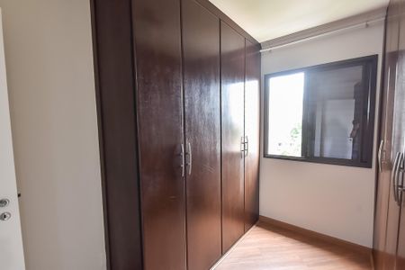 Apartamento à venda com 82m², 3 quartos e 2 vagas Apartamento à venda com 82m², 3 quartos e 2 vagasQuarto 2 reversível