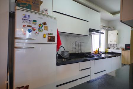 Apartamento à venda com 69m², 3 quartos e 2 vagasCozinha 