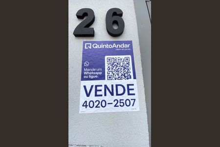 Casa à venda com 152m², 3 quartos e 2 vagas Casa à venda com 152m², 3 quartos e 2 vagasPlaca