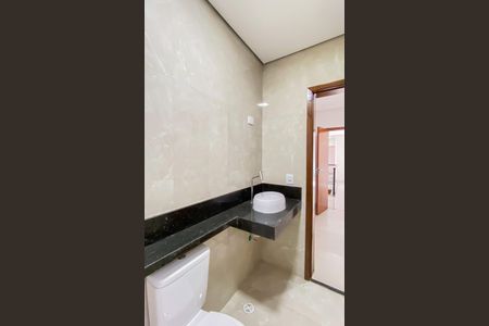 Casa à venda com 152m², 3 quartos e 2 vagas Casa à venda com 152m², 3 quartos e 2 vagasBanheiro da Suíte 2