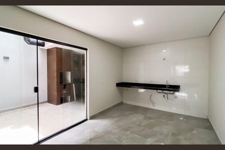 Casa à venda com 174m², 3 quartos e 2 vagas Casa à venda com 174m², 3 quartos e 2 vagasCozinha