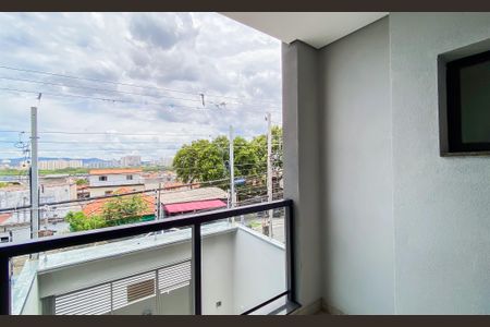 Casa à venda com 174m², 3 quartos e 2 vagas Casa à venda com 174m², 3 quartos e 2 vagasVaranda da Suíte 1
