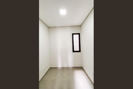 Casa à venda com 174m², 3 quartos e 2 vagas Casa à venda com 174m², 3 quartos e 2 vagasCloset da Suíte 1