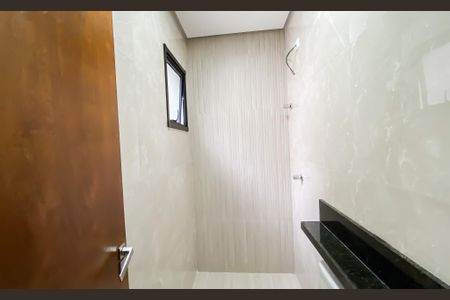 Casa à venda com 174m², 3 quartos e 2 vagas Casa à venda com 174m², 3 quartos e 2 vagasBanheiro da Suíte 3