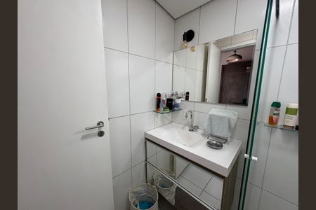 Casa à venda com 170m², 2 quartos e 2 vagasBanheiro da Suíte