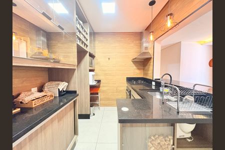 Casa à venda com 170m², 2 quartos e 2 vagasCozinha