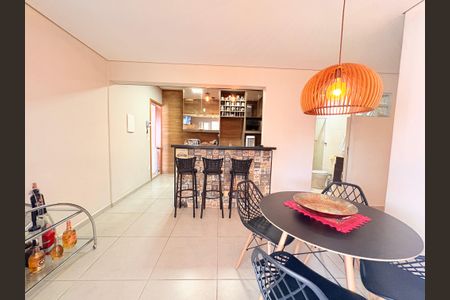 Casa à venda com 170m², 2 quartos e 2 vagasCozinha