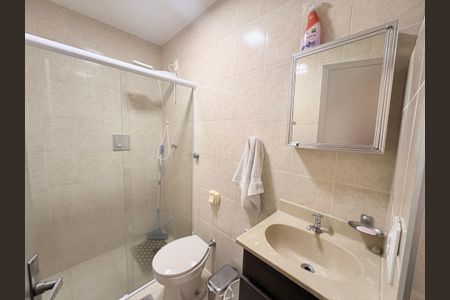 Casa à venda com 170m², 2 quartos e 2 vagasBanheiro Social