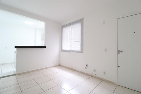 Sala de apartamento para alugar com 2 quartos, 45m² em Gávea, Uberlândia