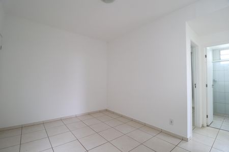 Sala de apartamento para alugar com 2 quartos, 45m² em Gávea, Uberlândia