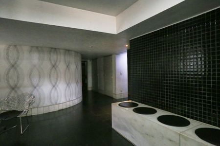 Apartamento para alugar com 50m², 1 quarto e 1 vaga Apartamento para alugar com 50m², 1 quarto e 1 vagaHall