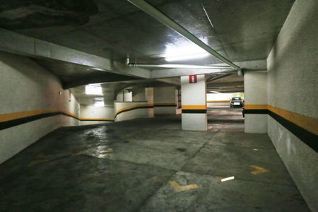 Apartamento para alugar com 50m², 1 quarto e 1 vaga Apartamento para alugar com 50m², 1 quarto e 1 vagaGaragem