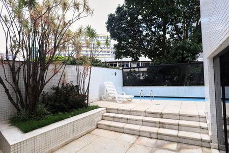 Apartamento para alugar com 50m², 1 quarto e 1 vaga Apartamento para alugar com 50m², 1 quarto e 1 vagaÁrea comum - Piscina