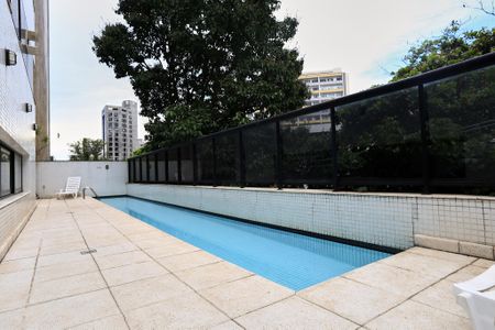 Apartamento para alugar com 50m², 1 quarto e 1 vaga Apartamento para alugar com 50m², 1 quarto e 1 vagaÁrea comum - Piscina