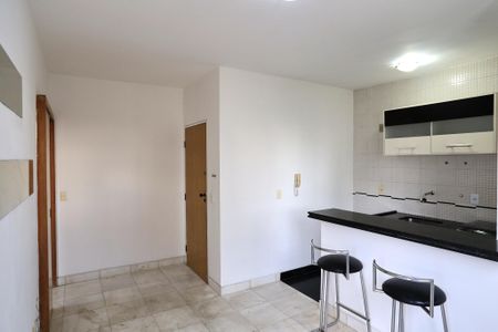 Sala de apartamento para alugar com 1 quarto, 50m² em Funcionários, Belo Horizonte