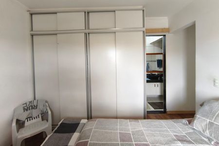 Casa à venda com 265m², 4 quartos e 3 vagas Casa à venda com 265m², 4 quartos e 3 vagasQuarto Suíte